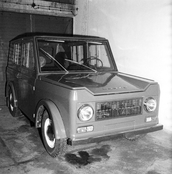 zdjęcie Prototyp samochodu Warta z 1971 roku