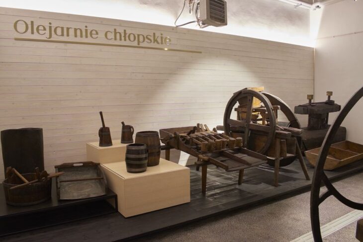 eksponaty olejarni chpłopskich